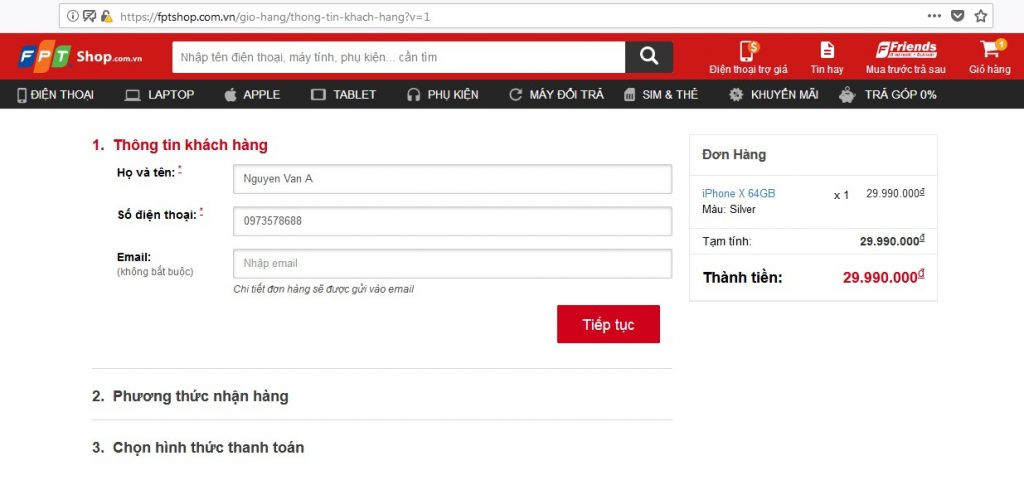 alt text: Trang điền thông tin khách hàng trên FPT Shop bao gồm họ tên, số điện thoại và email.