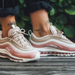 Cách đo giày theo chuẩn US, UK, EU, CM khi mua giày hãng Adidas, Nike